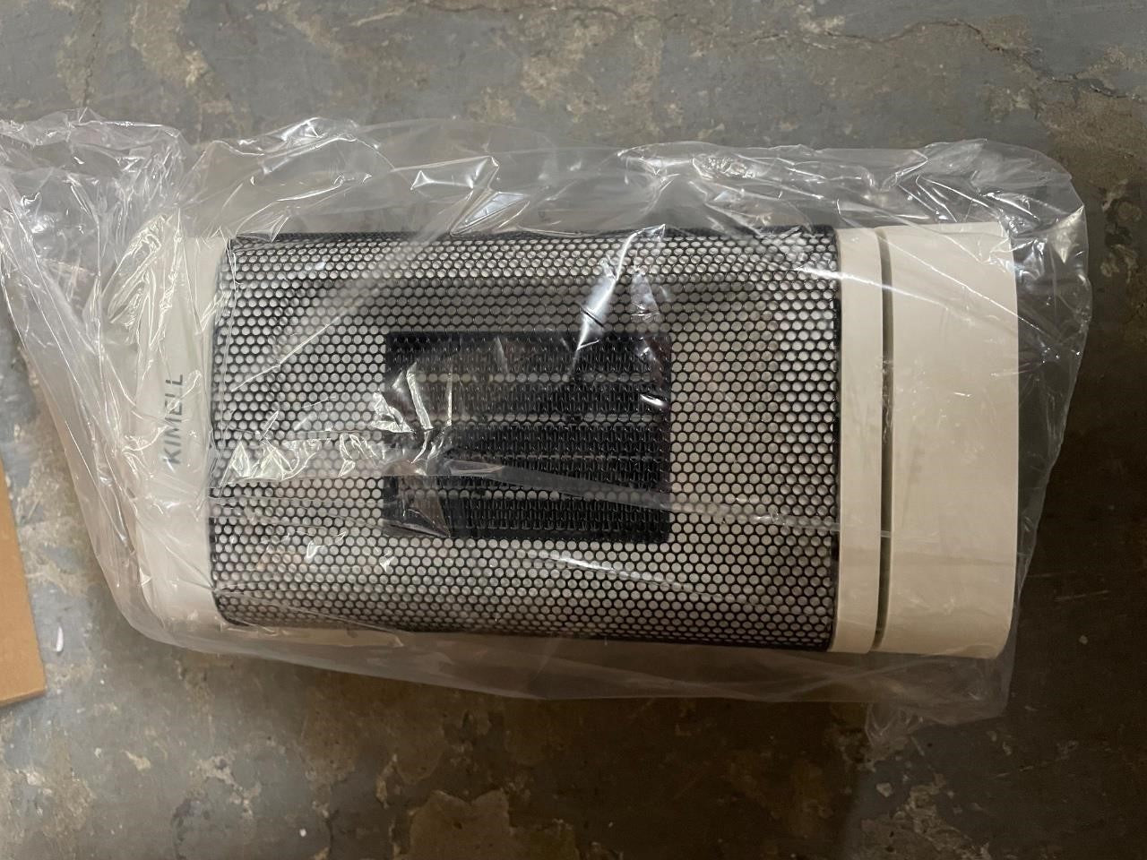 Portable 600W Space Heater CY31021