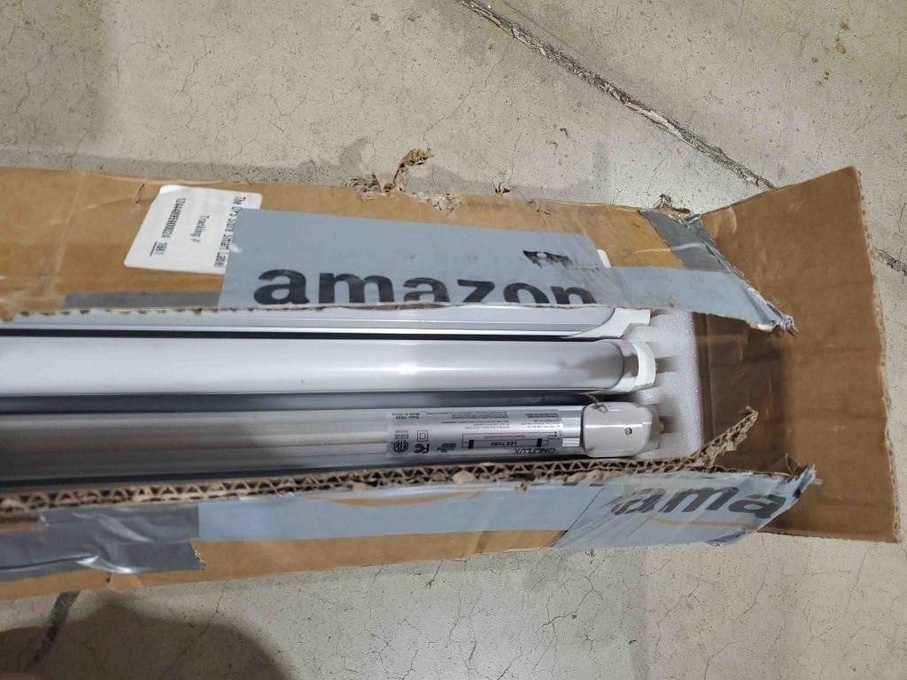 ONLYLUX 8 Foot Led Bulbs T8 T12 LED 8ft Tube Light 6000K 40W 10 Pack