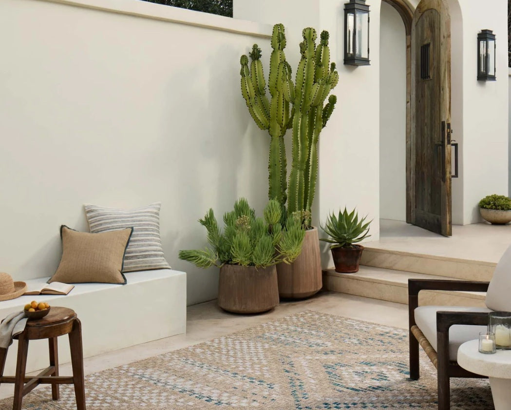 Loloi Amber Lewis Topanga Collection TOP-04 Natural/Aqua 5'-3" x 7'-6" Indoor/Outdoor Area Rug