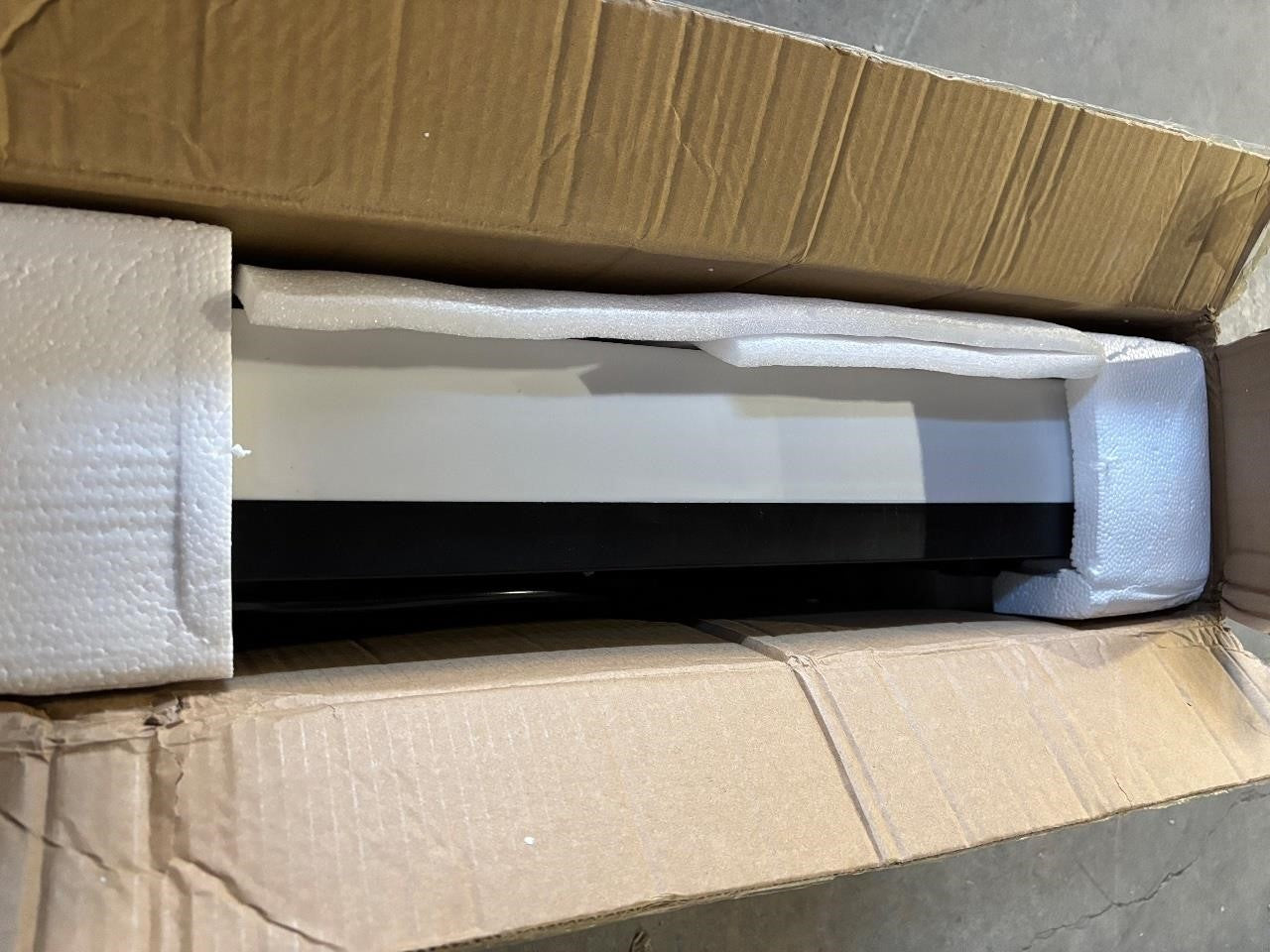 Wall Mounted Air Conditioner EK39773