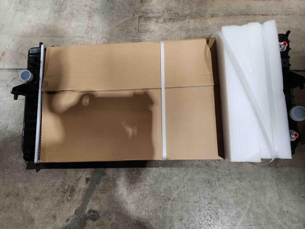 Row Plastic Aluminum Replacement Radiator. Compatibility: Unknown.