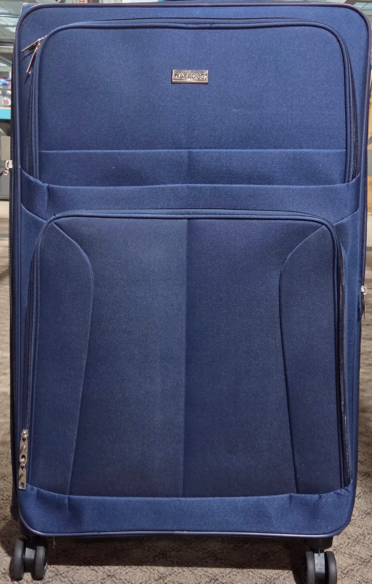 soft luggage for travel. Size 20"