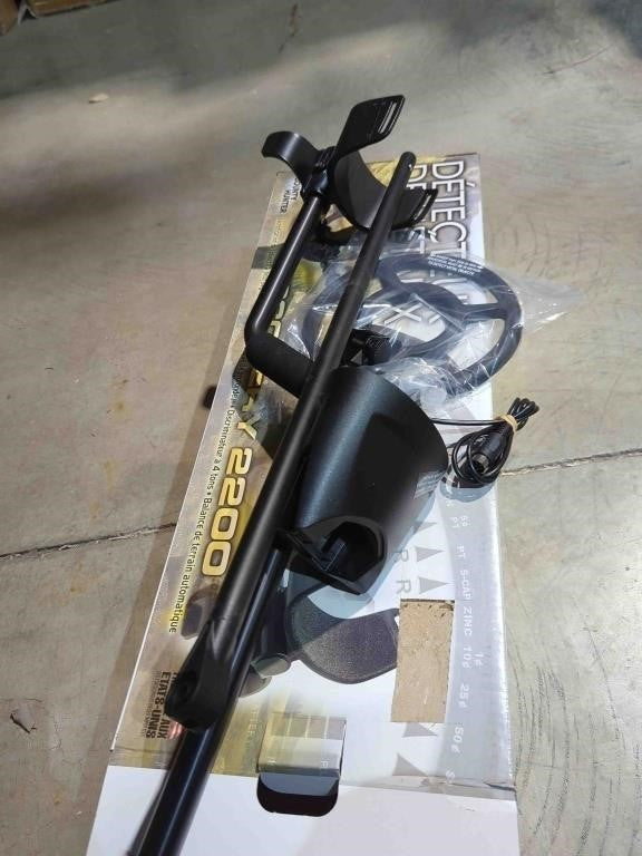 BOUNTY HUNTER FTPDISC22Discovery 2200 Metal Detector,