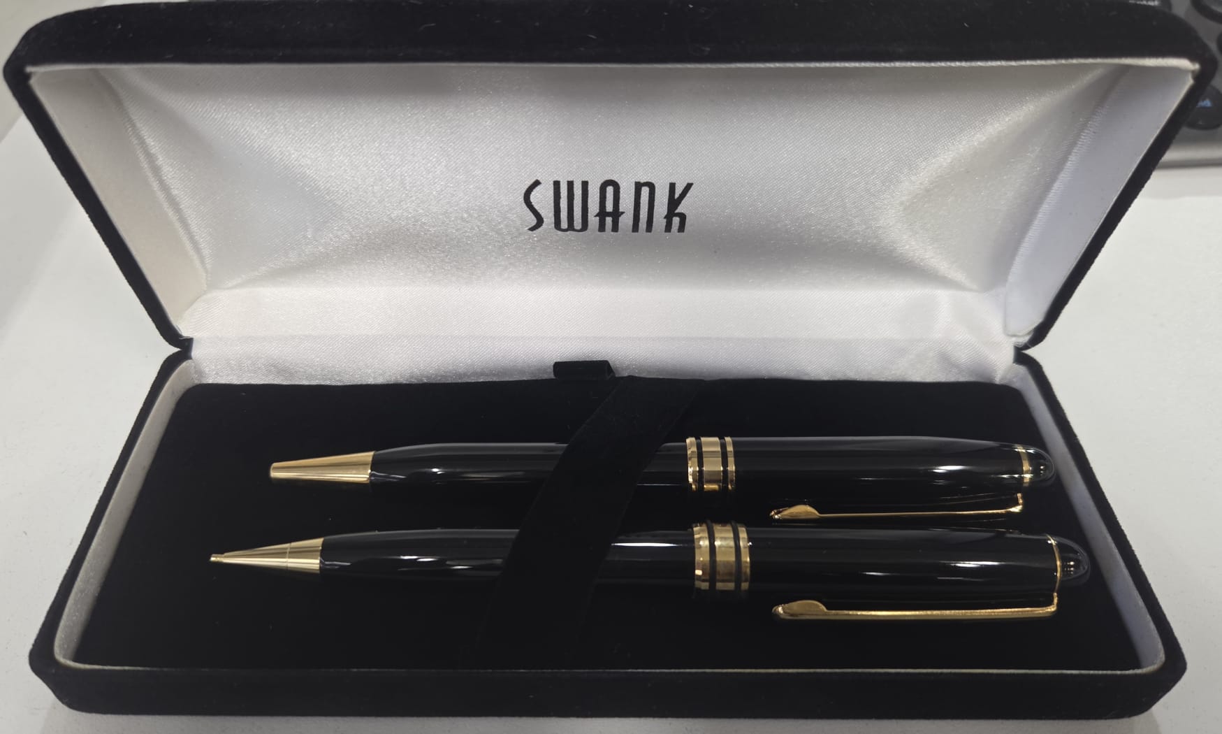 SWANK 4175 Classic Finely Crafted Ballpoint Pencil and Pen BLACK
