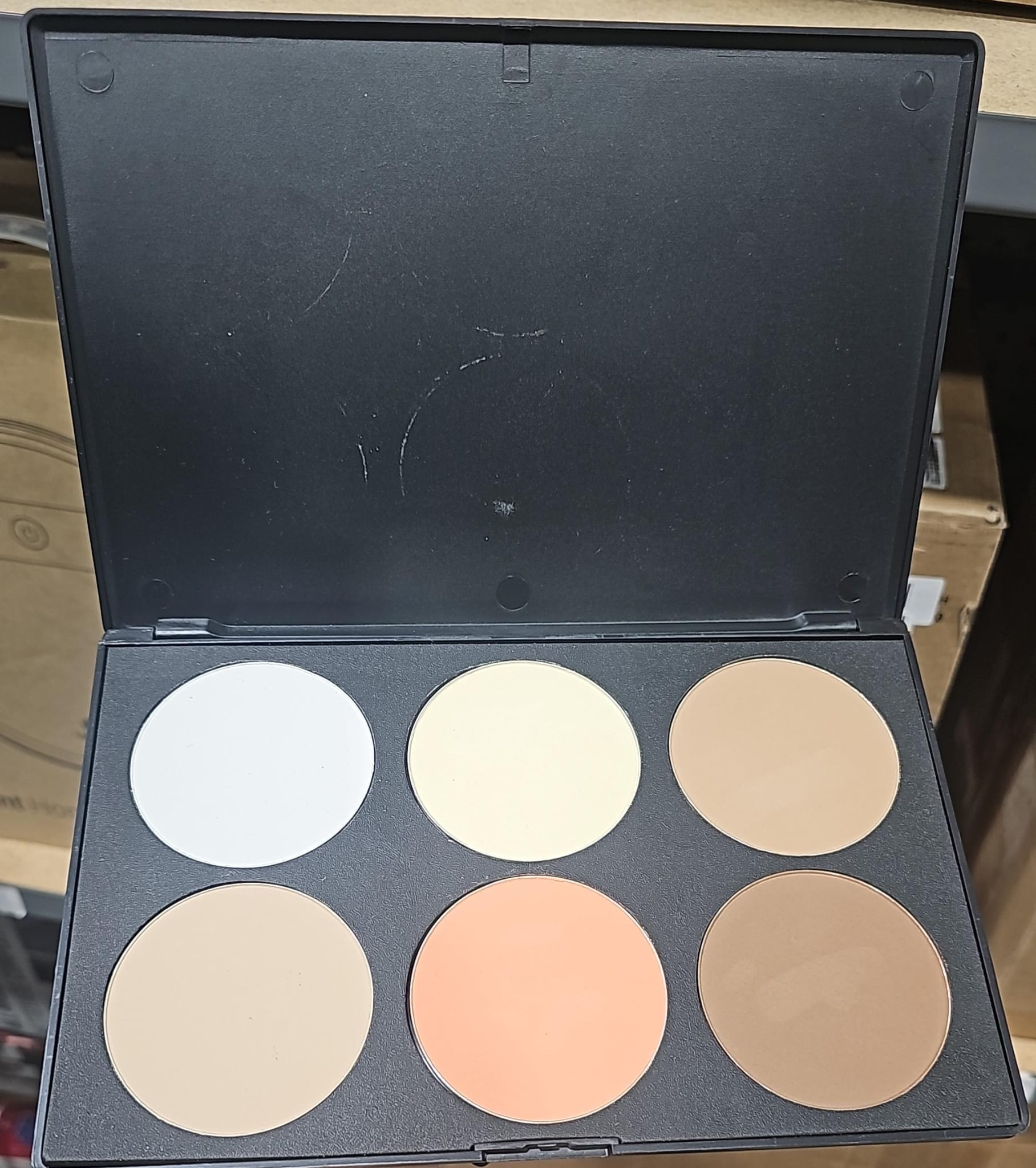 6 Color Blush/ Highlighter / Bronzer palette