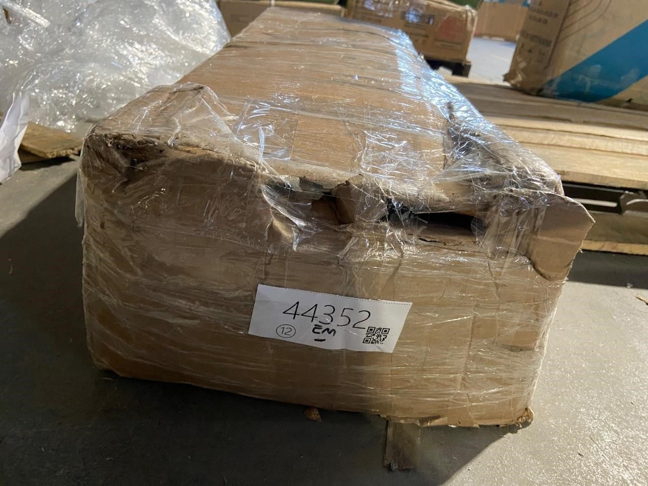 Queen Size Bed Frame EM44352