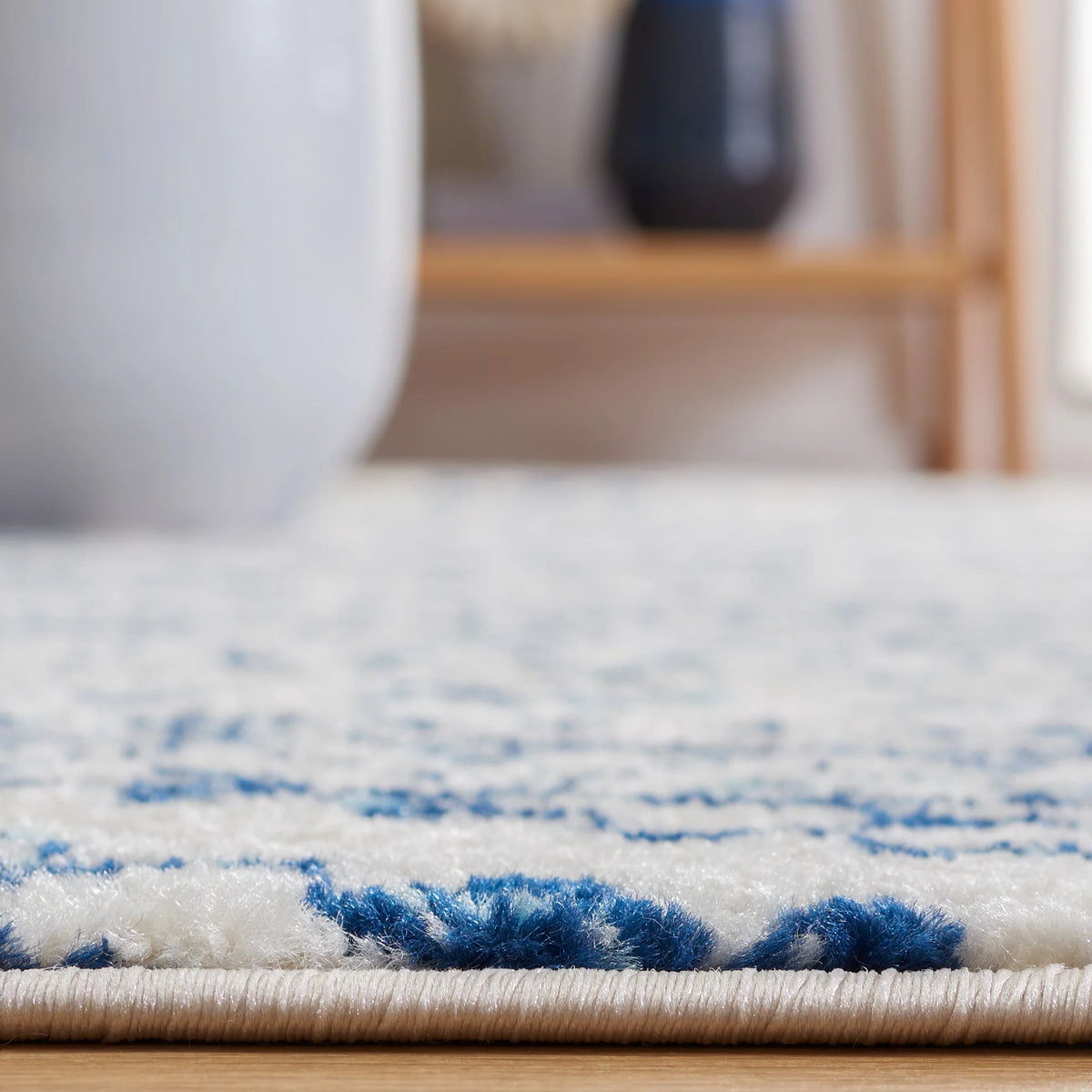 Tulum Collection Area Rug Ivory & Navy, SAF-TUL272D-6 (6 X 9)