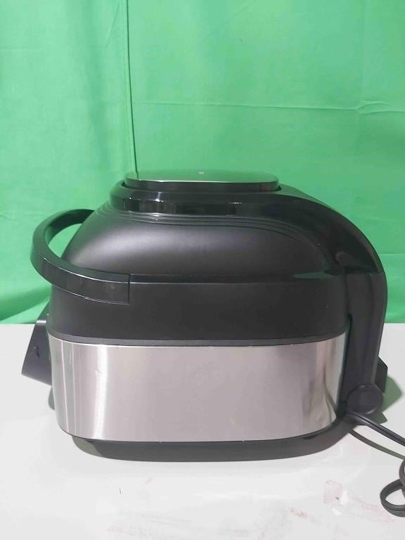 Chefman Electric Indoor Air Fryer + Grill Does It All, Countertop-Size 5-in-1 Unit Can Air Fry, Grill, Roast, Bake, and Broil, Removable Integrated Probe Thermometer Guarantees Perfect Doneness