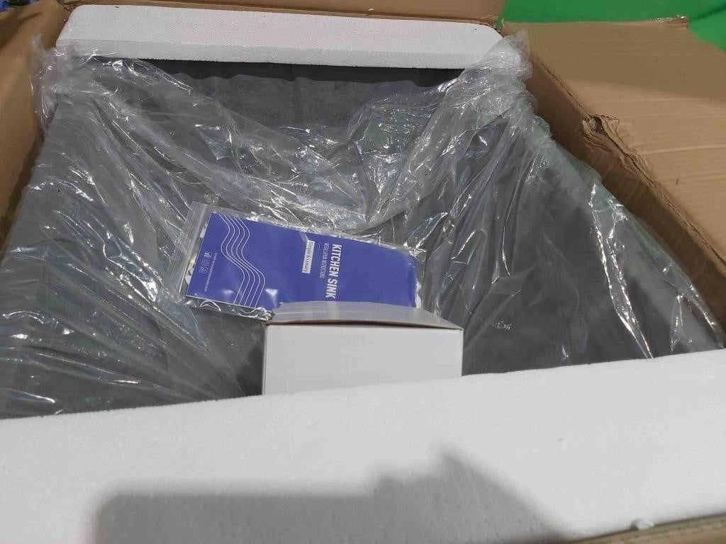 MENATT 22 inch Undermount Kitchen Sink