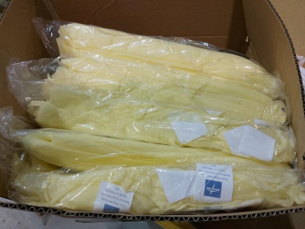 Medline Cover Gowns, Yellow, Large, 5 Packs of 10