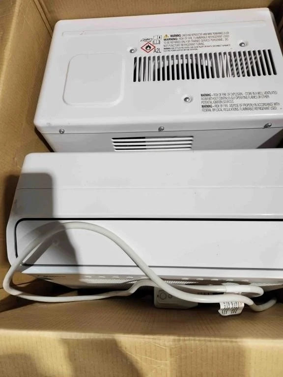 Midea 12000 BTU DOE U-Shaped Smart Window