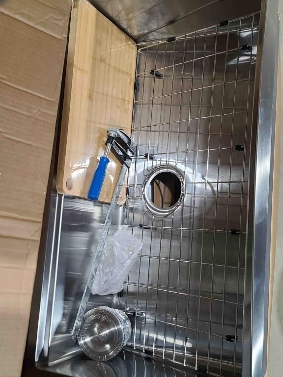 Homikit Undermount Kitchen Sink, 33x19 Inch