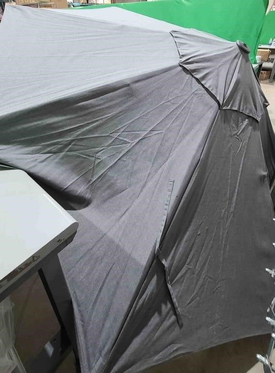Outdoor Patio Umbrella with Tilt and Crank 8 Steel