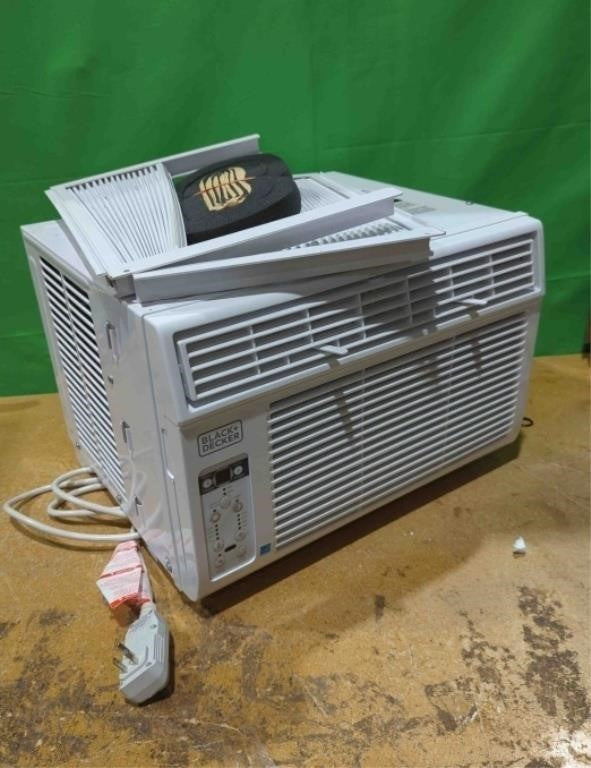 BLACK+DECKER BD06WT6 Window Air Conditioner, 6000 BTU,