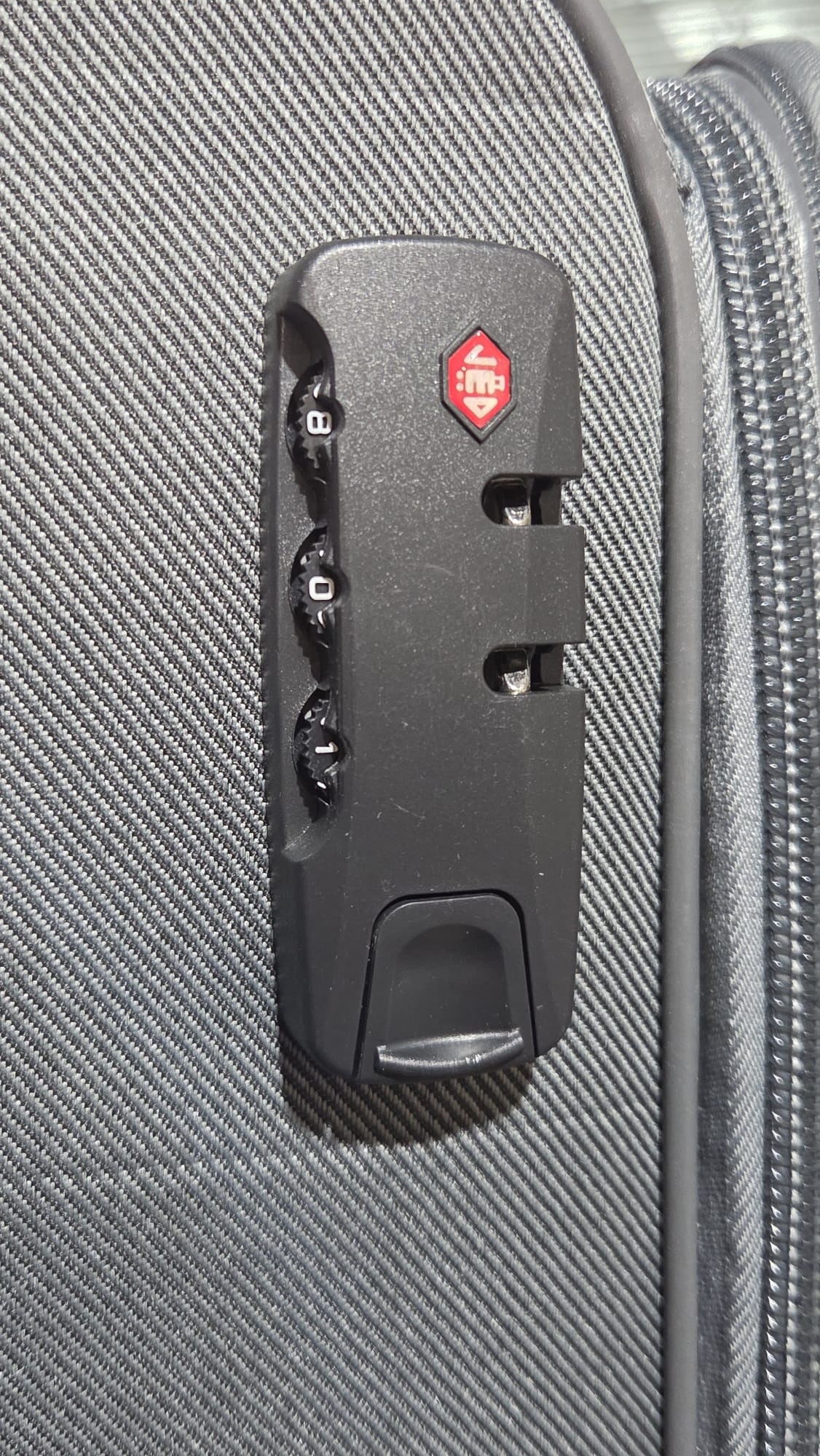 soft luggage for travel. Size 32"