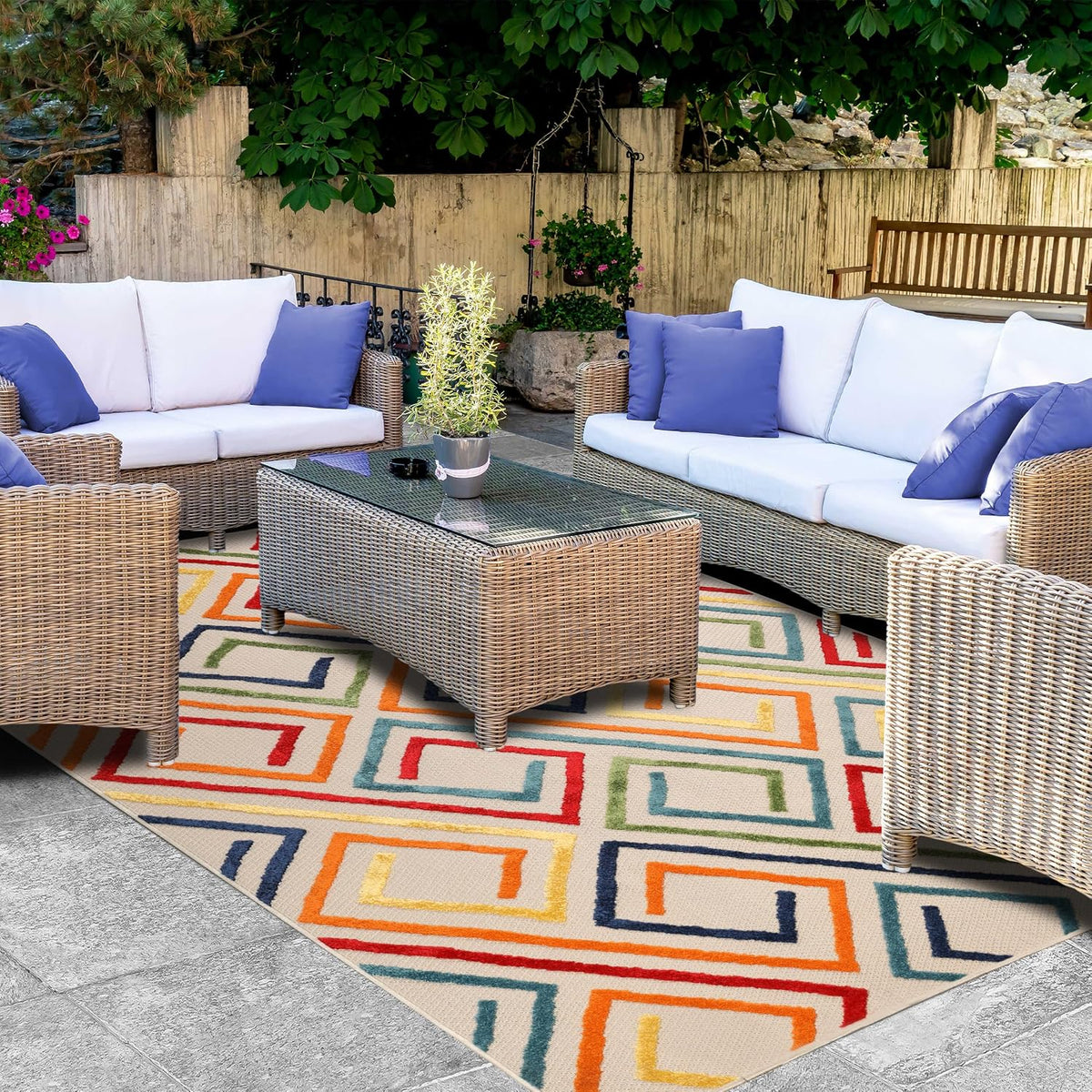 Superior Indoor/Outdoor Area Rug Perfect for Patio, 7' 10" x 9' 10", Cream