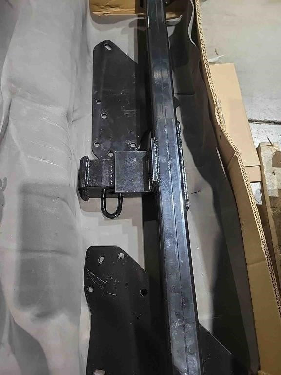 Curt Trailer Hitch Receiver LYAM-690 - Custom Fit