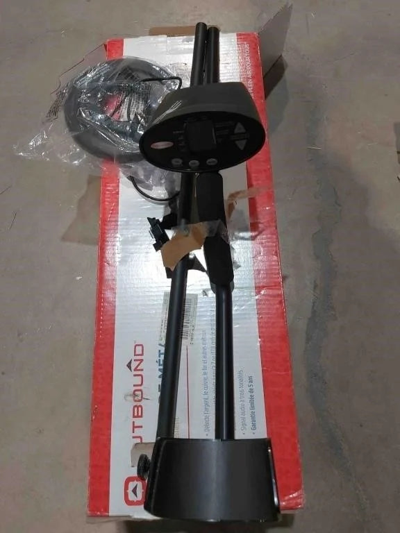 Outbound Metal Detector with LCD Display, Depth: 7" - 2', Black