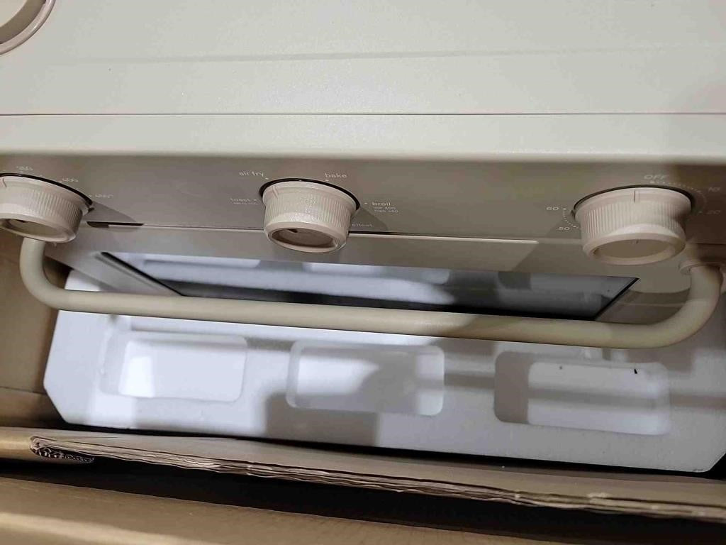 Ninja 12-in-1 Double Oven with FlexDoor - 2.5