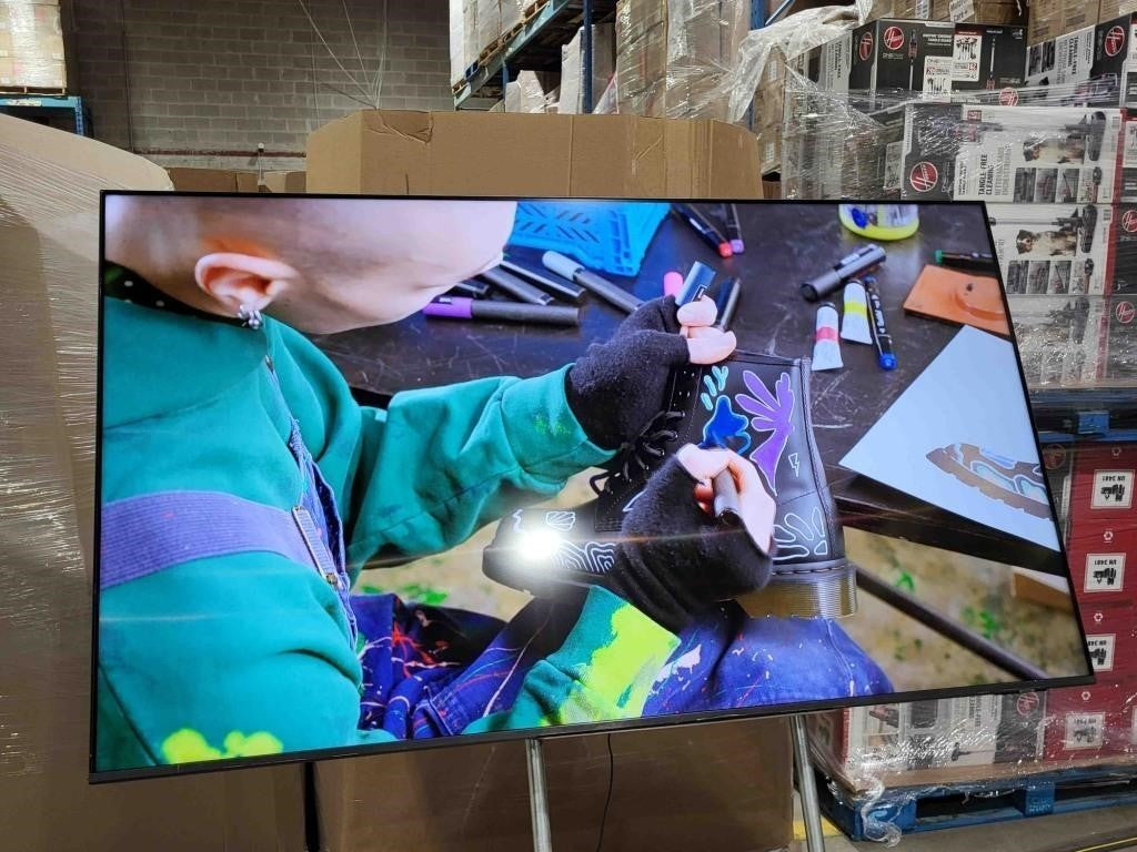 Samsung - 75” Class U8000F Series Crystal UHD 4K Smart Tizen TV (2025), UN75U8000FFXZA