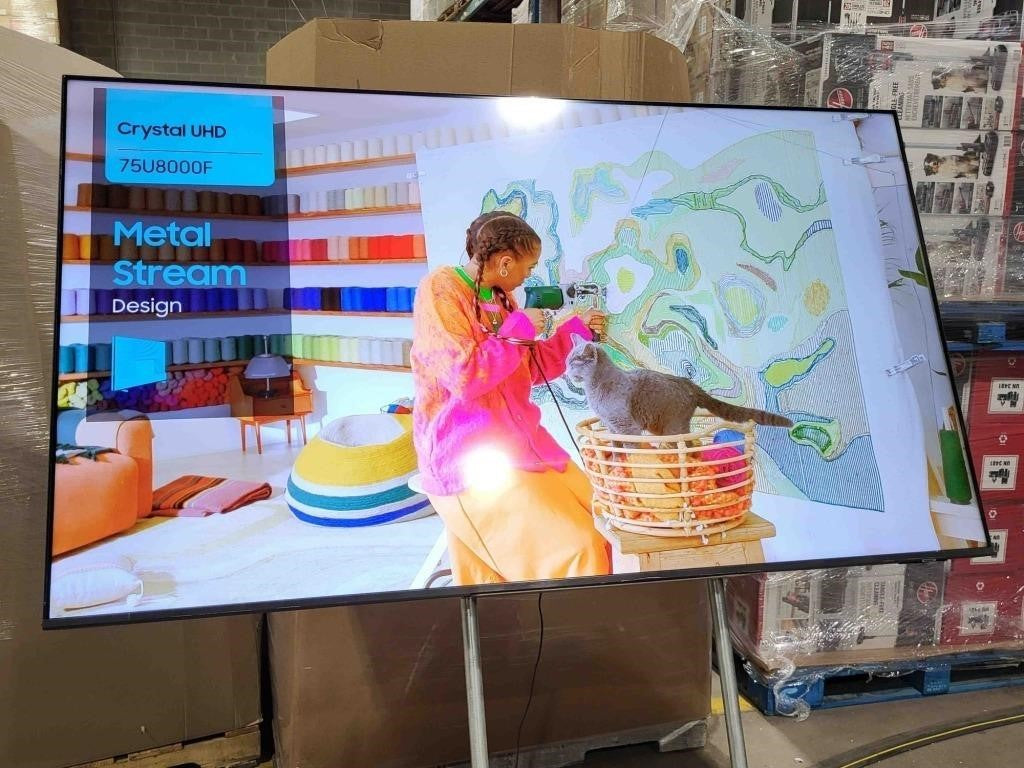 Samsung - 75” Class U8000F Series Crystal UHD 4K Smart Tizen TV (2025), UN75U8000FFXZA