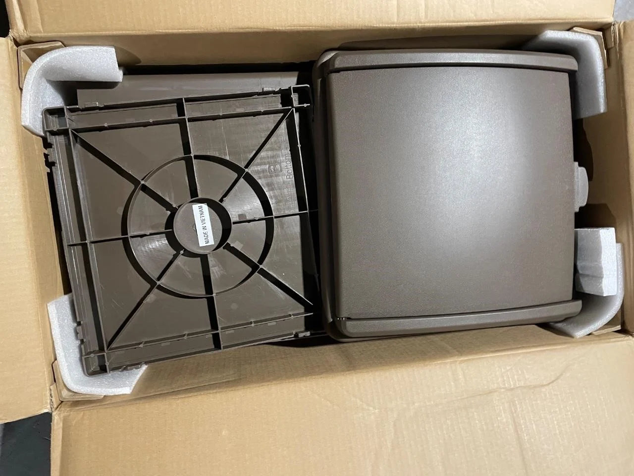 Outdoor Plastic Trash Can ER45815