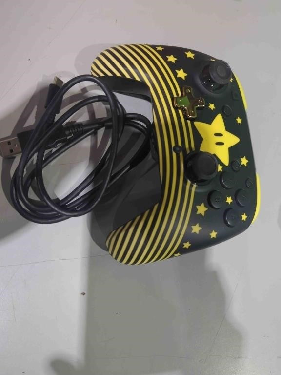Turtle Beach NSW Rematch Wireless Controller- Super Mario Star