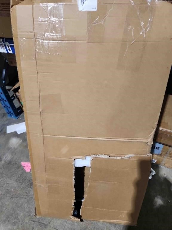 Row Plastic Aluminum Replacement Radiator. Compatibility: Unknown.