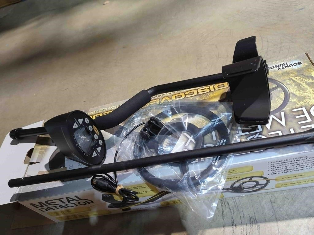 BOUNTY HUNTER FTPDISC22Discovery 2200 Metal Detector,