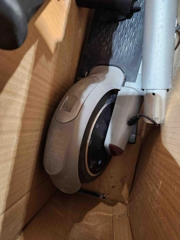 5TH WHEEL M1 Electric Scooter, Lightweight,