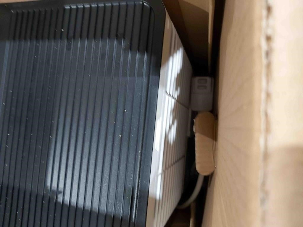SereneLife 8,000 BTU Portable Air Conditioner and Heater