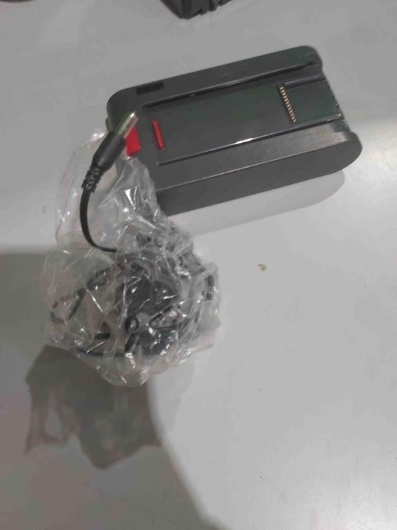 Fykee Cordless Vacuum Cleaner, 2000 mAh B