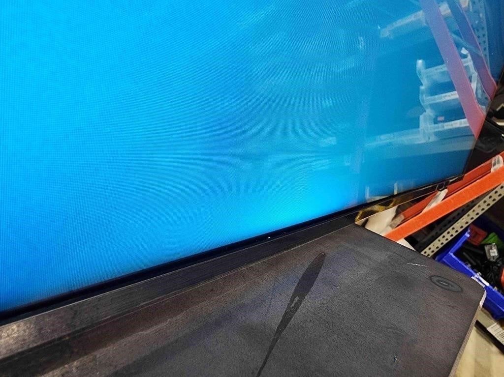 SAMSUNG 65 Inch QLED Q8F 4K Smart TV, AI Gen 1 Processor,