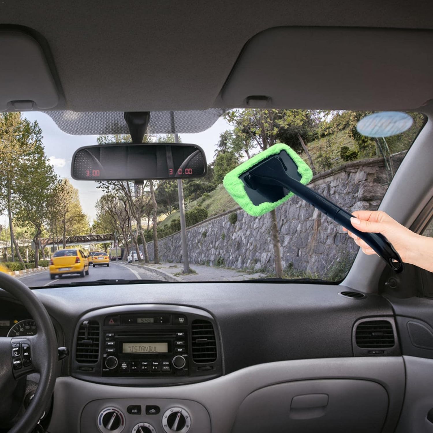 Car Window Wiper Brush - Microfiber Windscreen Cleaning Tool