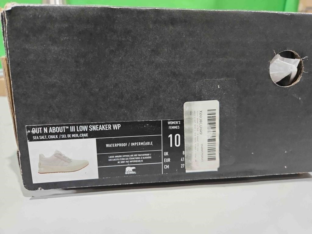 Sorel Women's Out 'N About III Low Waterproof Sneaker.Colour Name: Sea Salt, Chalk.Size:10 US.