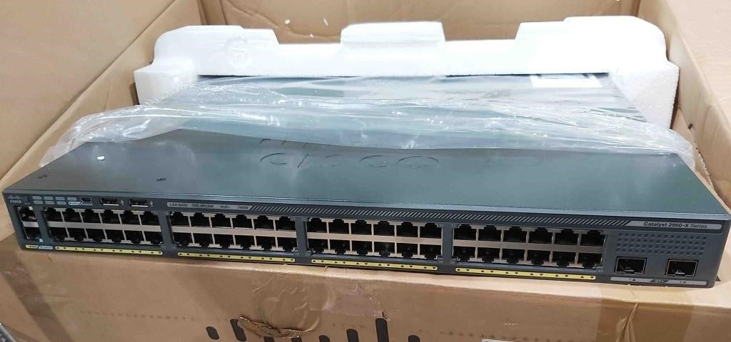 Cisco Catalyst 2960X-48FPD-L Network Swit