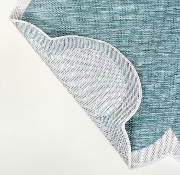 Classic Rug Cottage Two-Tone Scalloped Turquoise/Cream 8 ft. x 10 ft.