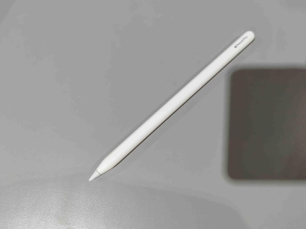 Apple Pencil Pro Pixel-Perfect Precision Tilt and Pressure Sensitivity, #A2538