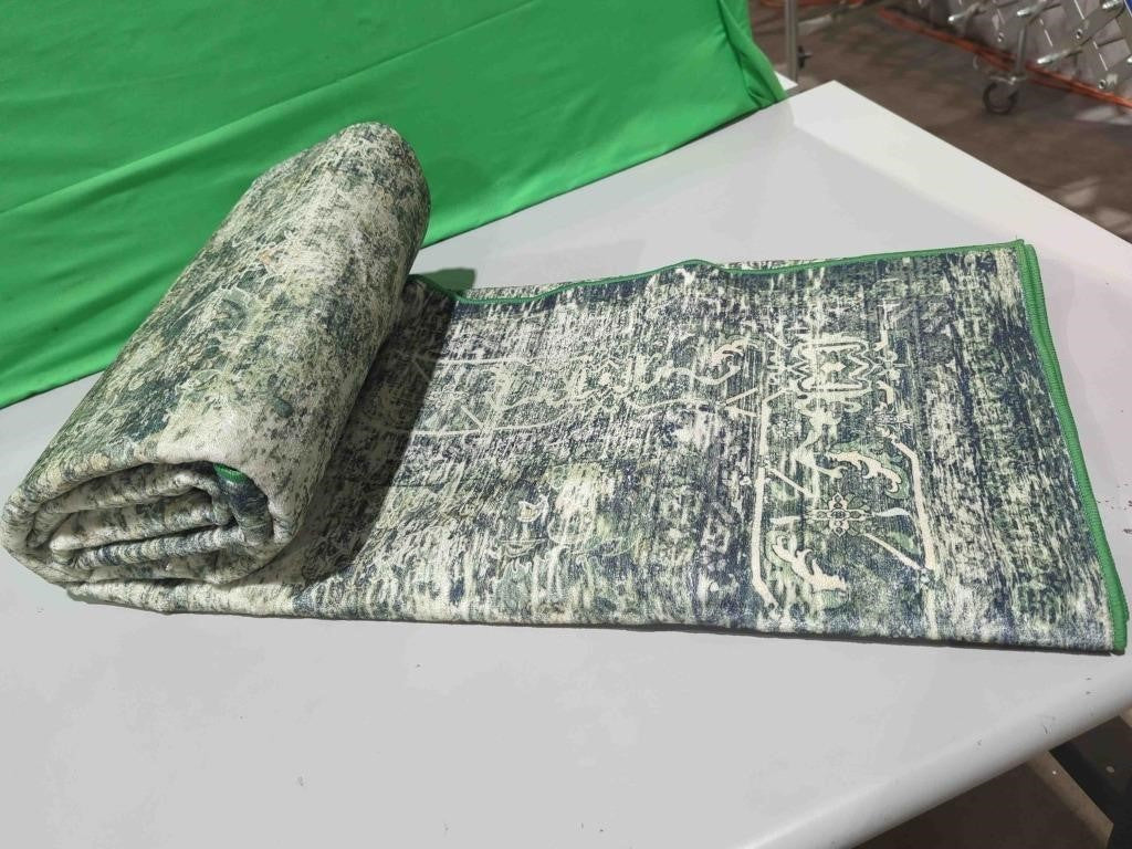 Area Rug Abstract Emerald 5 ft. x 7 ft Ar