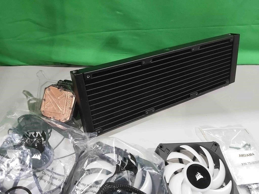 Corsair iCUE H150i Elite LCD XT 360mm Liq