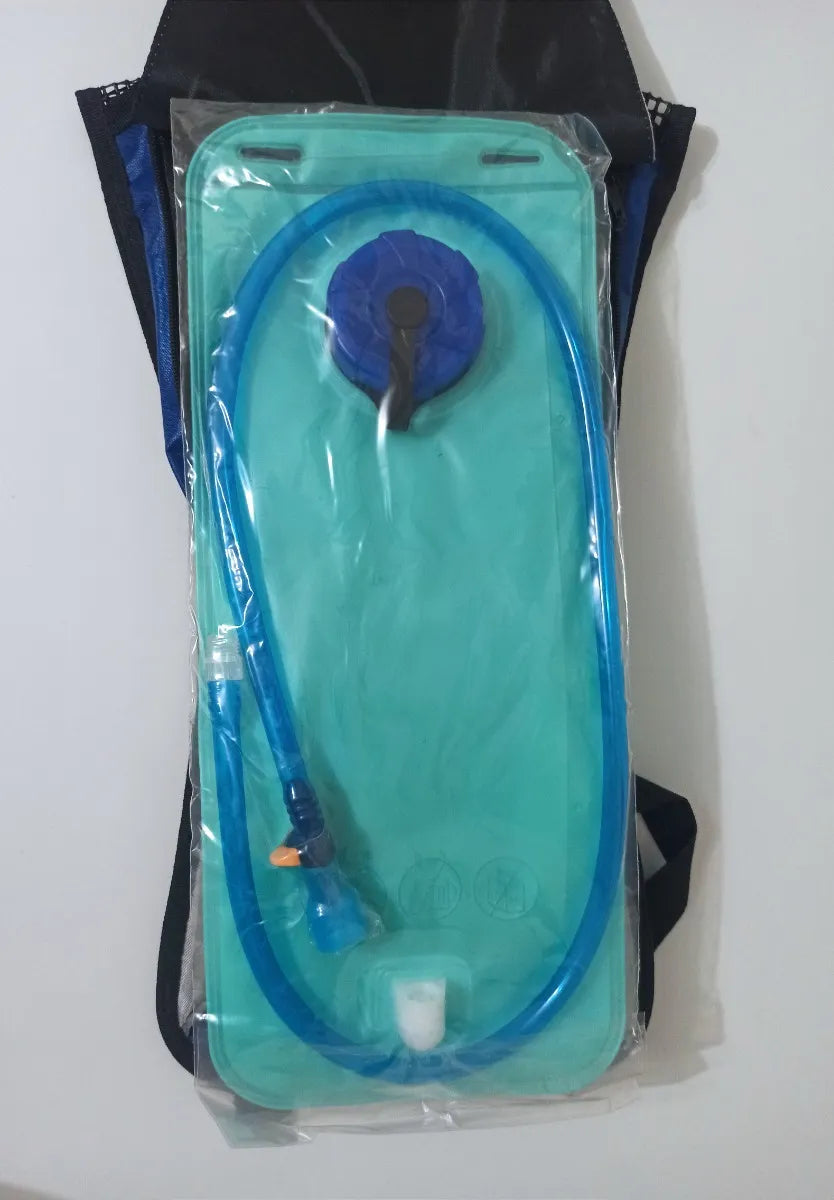 Hydration Pack Backpack, Water Backpack with 2L Bladder
