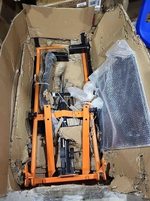 VEVOR Hydraulic Material Lift Winch Stacker, 450 lbs Load Capacity,