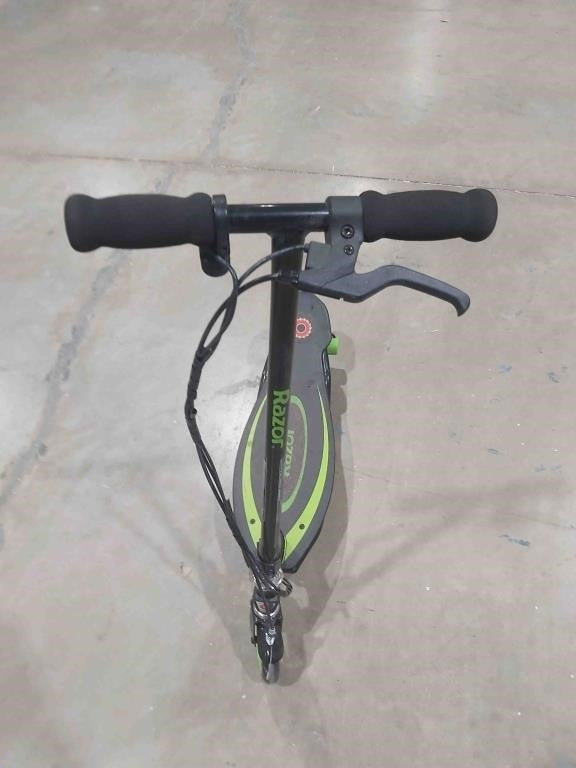 Razor Power Core E90 Electric Scooter,  8+, Green |