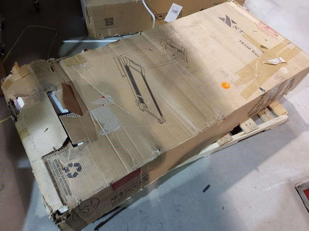 Xterra Fitness TR150 Treadmill Machine Folding 16" X 50" Running Surface 5" LCD Display Black B01M0L0D90