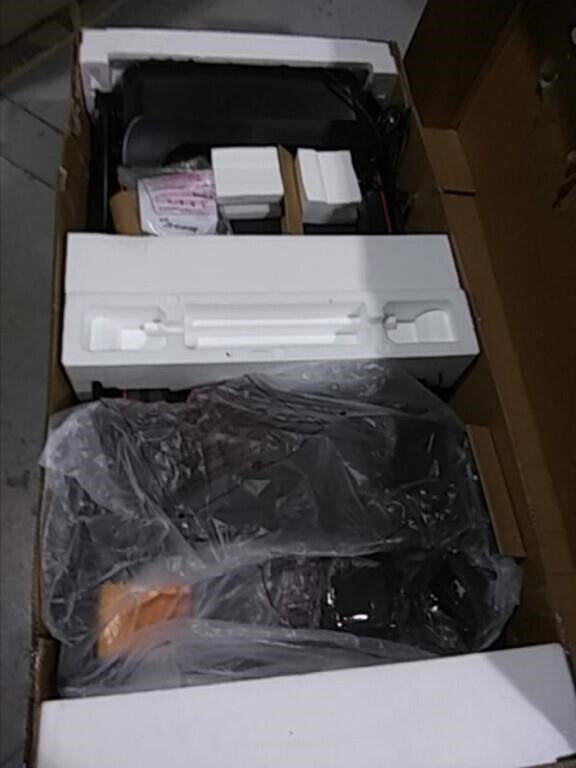 FYC 2.5HP Treadmills for Home with Bluetooth and Incline (JK1609