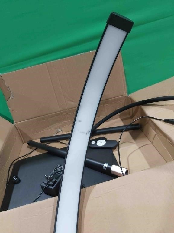 Lash Light for Eyelash Tech, 23in Large Goose