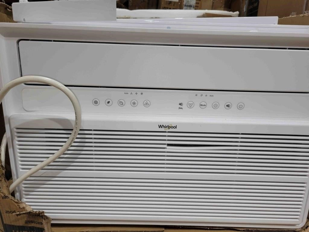 Window Mounted Inverter Air Conditioner Cools 1,000 sq. 18,000 BTU (DOE) 230V