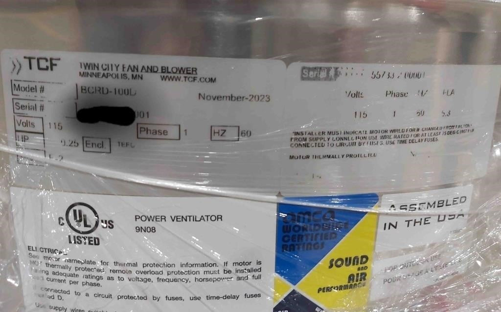 TCF Twin City Fan And Blower BCRD-100D Belt Driven Power Ventilator 115V Single Phase 60Hz, 5.3 FLA And Galvanized Insulated Canted Roof Curb 18.5" X 18.5" X 18" High With Dampshelf