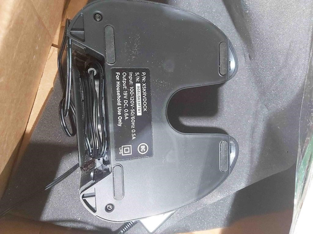 Shark ION Robot Vacuum AV752R01 with Wi-Fi Voice Control .45-Quart Dust Cup Capacity Smoke/Ash, White