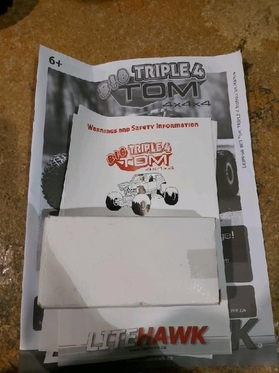 LiteHawk Big Tom, Ages 6+